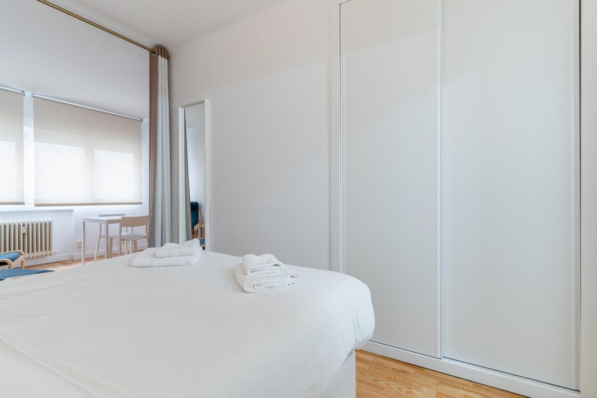 Cozy And Bright-1Bedroom 1Bathroom-Las Letras Мадрид Екстериор снимка