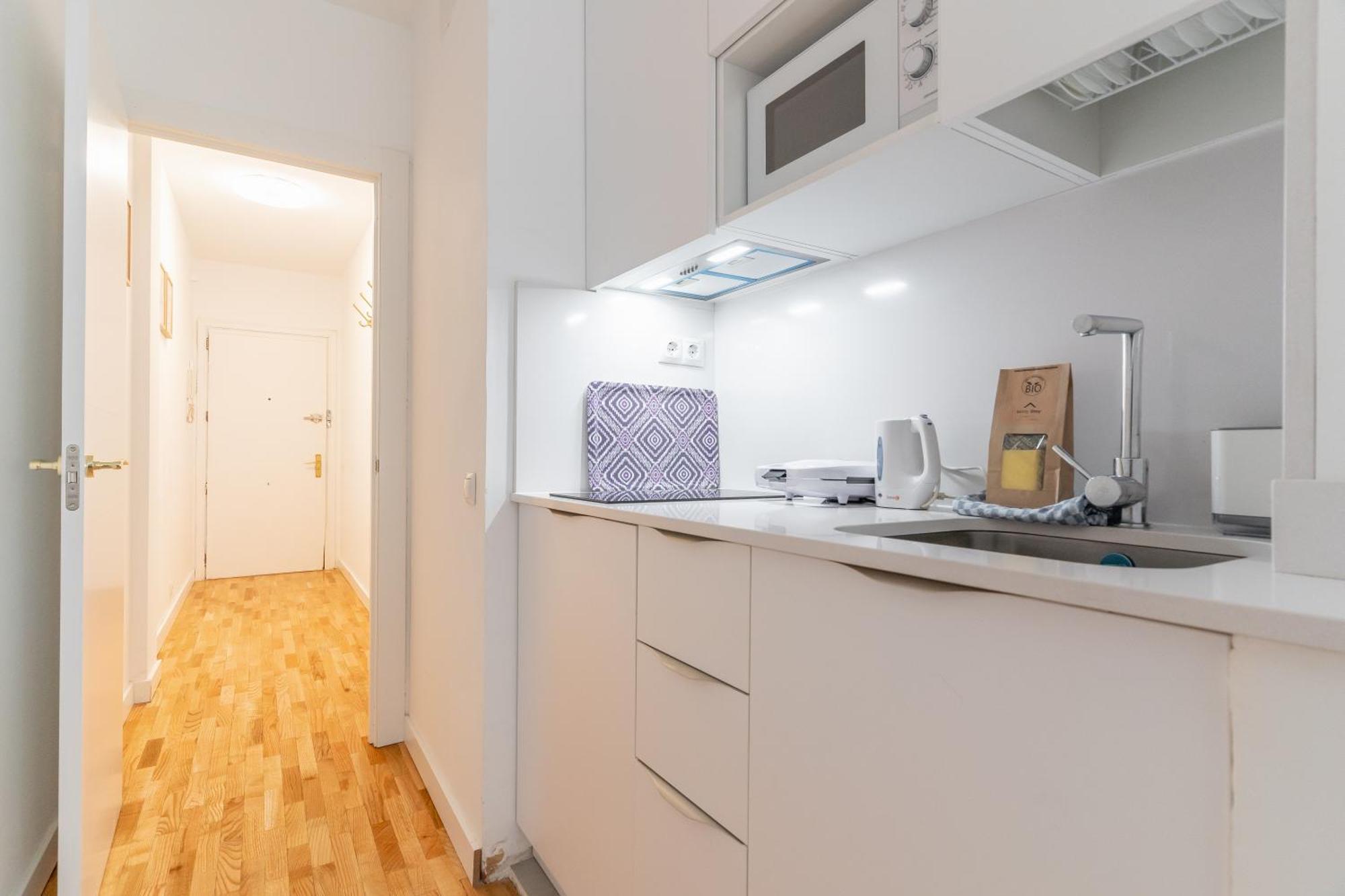 Cozy And Bright-1Bedroom 1Bathroom-Las Letras Мадрид Екстериор снимка